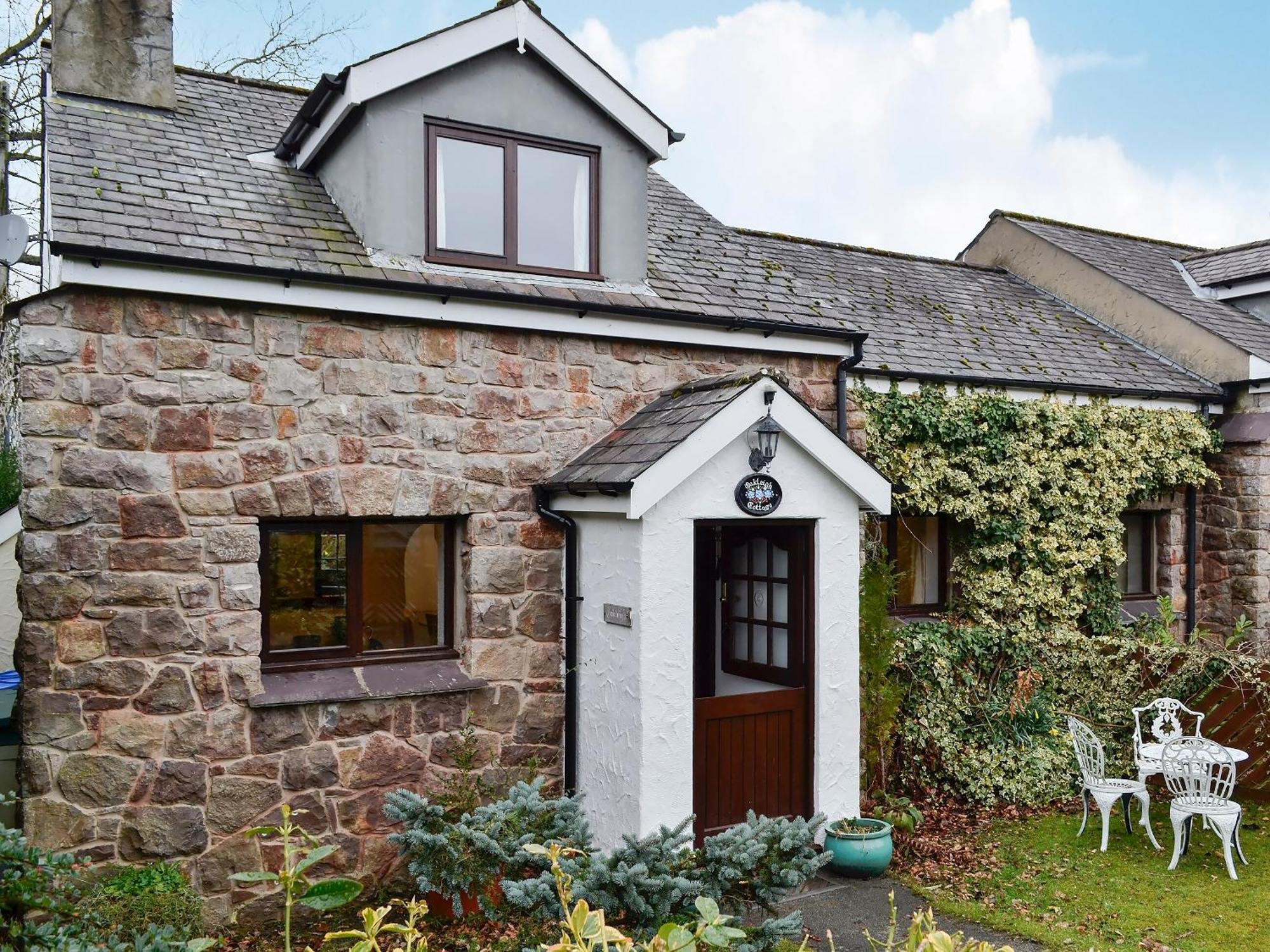 Llangelynin  Oakleigh Cottage מראה חיצוני תמונה